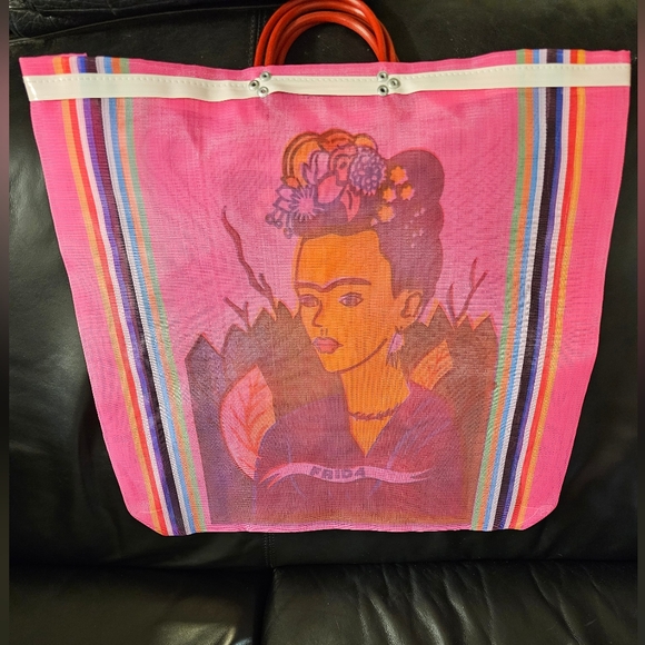 Frida Kahlo Recycled Mesh Large Tote NWT - Picture 2 of 2